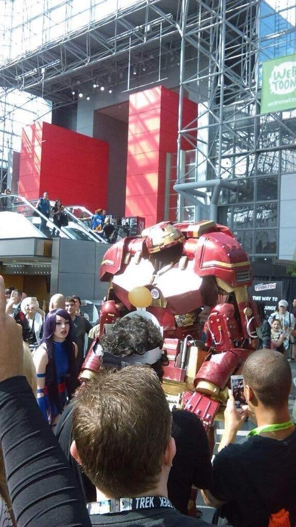 NYCC HulkBuster: Photo taken by Superherostuff.com