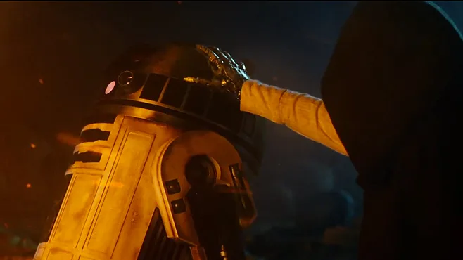 SPOILERS: JJ Abrams Addresses R2D2 Plot Hole