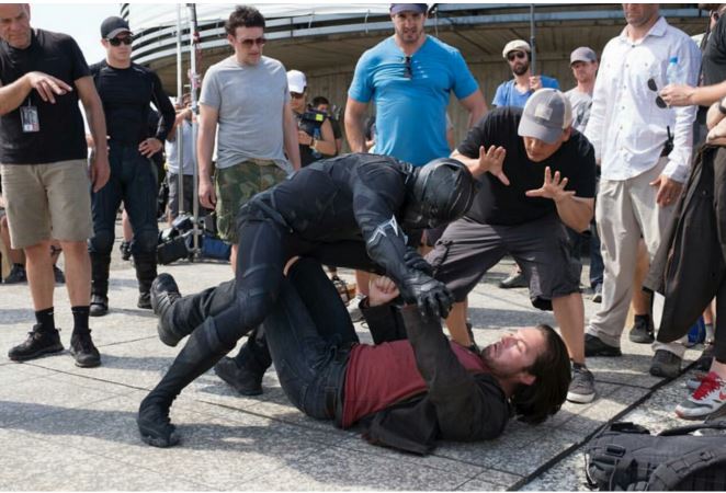 Black Panther Overpowers Winter Soldier in Striking Set image!