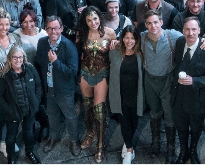 Director Shares New Images of Wonder Woman with Cast and Crew!