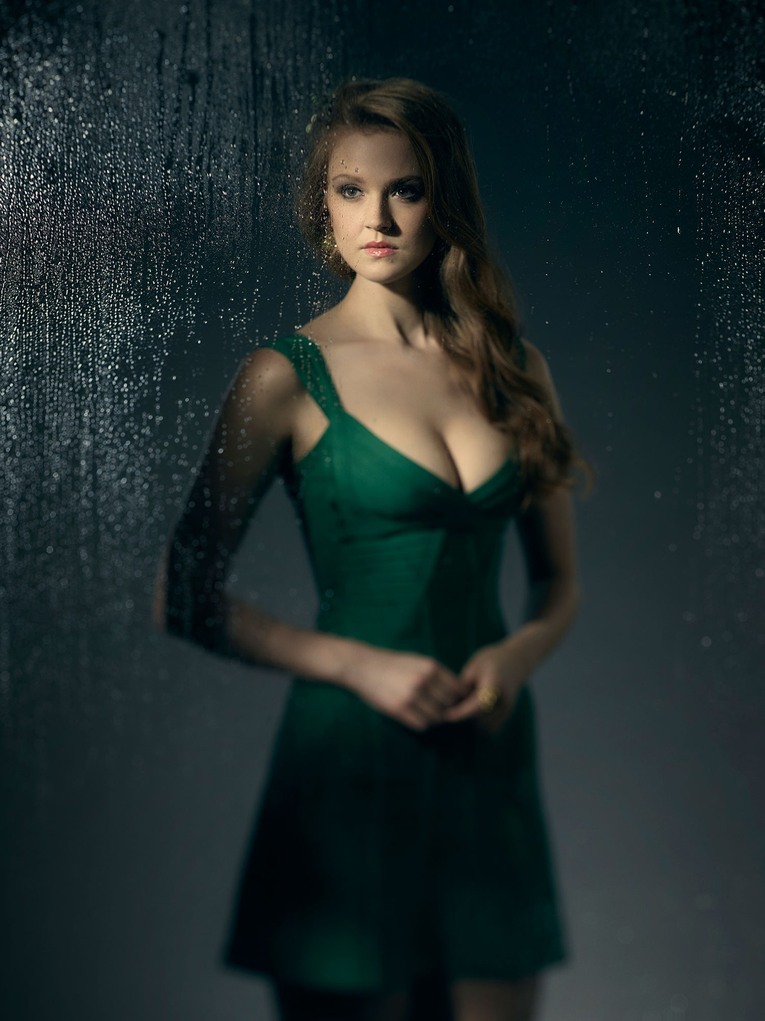 Maggie Gehe as Poison Ivy